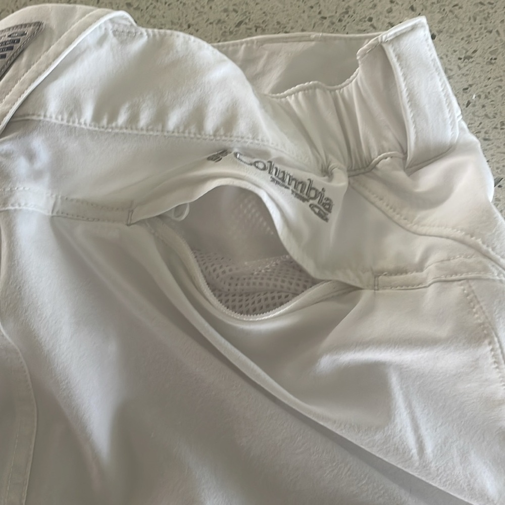 Columbia PFG Coral Point II Shorts Womens S White Omni Shade Nylon - Picture 9 of 14